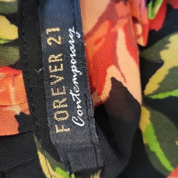 Forever 21 Crop Top Floral Ruffle L/S Top Med - Picture 12 of 12